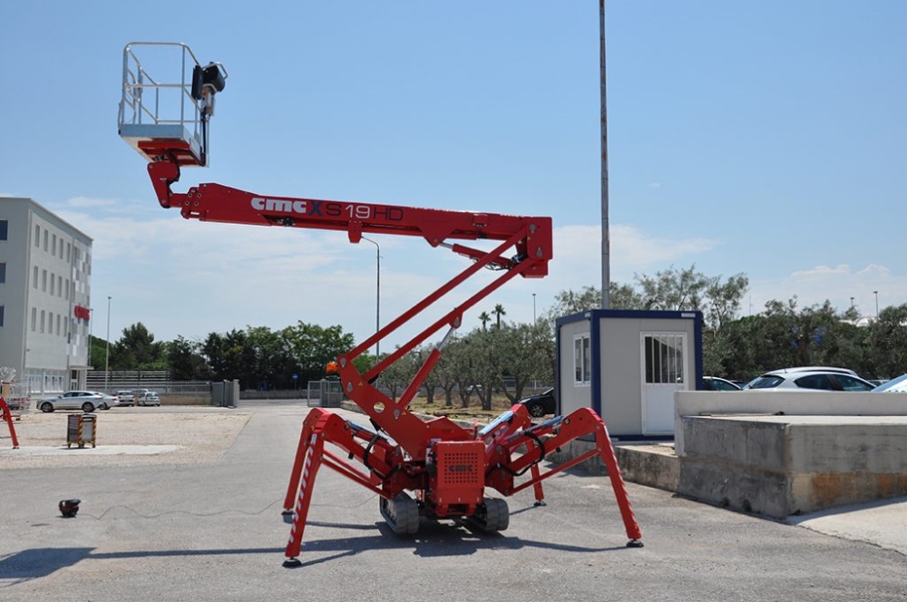 S19HD蜘蛛式高空作業(yè)車